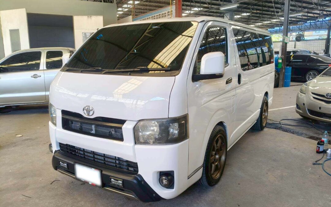 Toyota Hiace